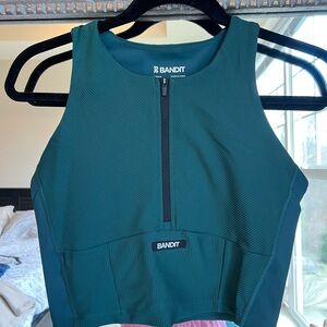 Bandit | Cadence™ Zip Front Race Crop - Pine